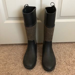 Black and Brown Rubber Rain Boots